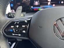 Volkswagen Golf 2023 TSI R - Thumb 23