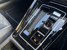 Volkswagen Golf 2023 TSI R - Thumb 17