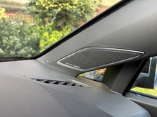 Volkswagen Golf 2023 TSI R - Thumb 33