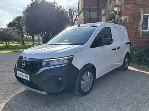 45kWh Acenta Panel Van 6dr Electric Auto L1 (122 ps)