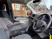 Volkswagen Transporter 2019 TDI T30 BlueMotion Tech Highline - Thumb 15