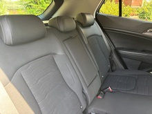Kia Sportage 2023 T-GDi 4 - Thumb 17