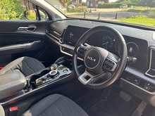 Kia Sportage 2023 T-GDi 4 - Thumb 22