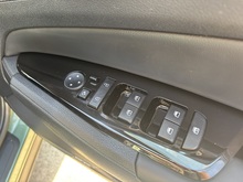 Kia Sportage 2023 T-GDi 4 - Thumb 28