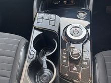 Kia Sportage 2023 T-GDi 4 - Thumb 25