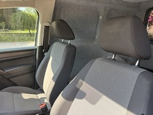 Volkswagen Caddy 2019 TDI C20 Highline - Thumb 16