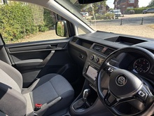 Volkswagen Caddy 2019 TDI C20 Highline - Thumb 15