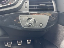 Audi A5 2019 TFSI Black Edition - Thumb 23