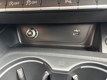 Audi A5 2019 TFSI Black Edition - Thumb 37