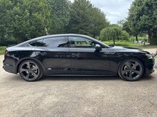 Audi A5 2019 TFSI Black Edition - Thumb 5