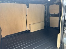 Ford Transit Custom 2026 280 EcoBlue Limited - Thumb 11