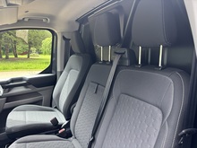 Ford Transit Custom 2026 280 EcoBlue Limited - Thumb 19