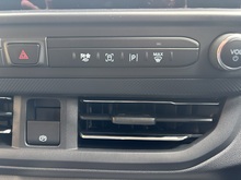 Ford Transit Custom 2026 280 EcoBlue Limited - Thumb 24