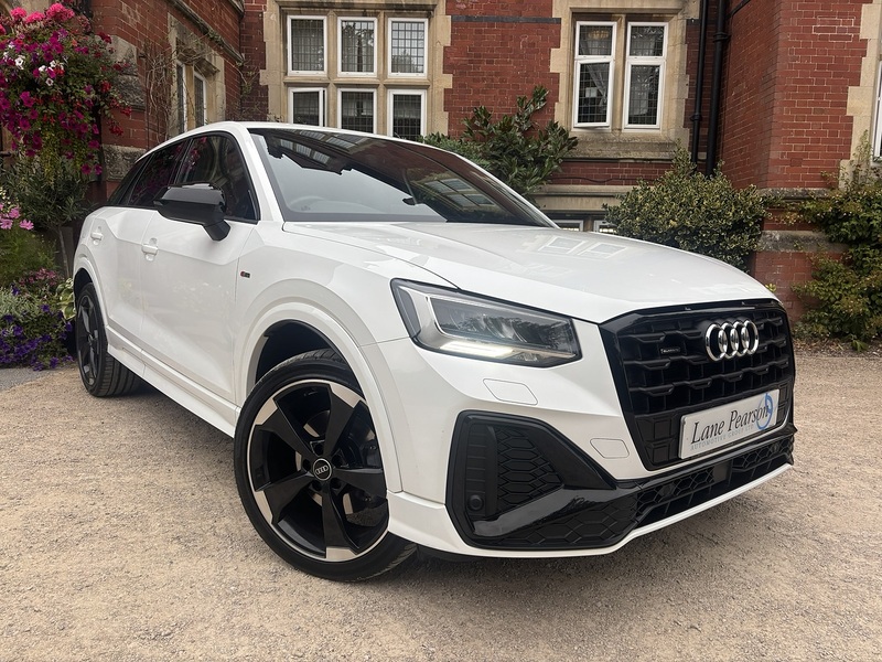 Audi Q2 TDI Black Edition