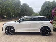 Audi Q2 2022 TDI Black Edition - Thumb 6