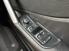 Audi Q2 2022 TDI Black Edition - Thumb 36