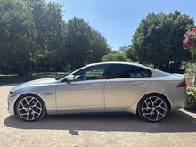 Jaguar XE 2015 V6 S - Thumb 4
