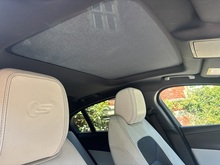 Jaguar XE 2015 V6 S - Thumb 31