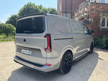 Volkswagen Transporter 2026 TDI T32 Commerce Pro - Thumb 3