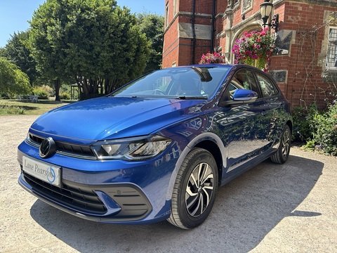 1.0 TSI Life Hatchback 5dr Petrol DSG Euro 6 (s/s) (95 ps)