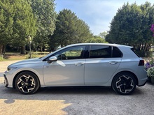 Volkswagen Golf 2026 eTSI MHEV R-Line - Thumb 4