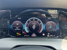 Volkswagen Golf 2026 eTSI MHEV R-Line - Thumb 23