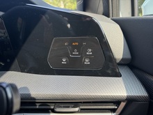 Volkswagen Golf 2026 eTSI MHEV R-Line - Thumb 27