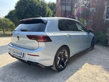 Volkswagen Golf 2026 eTSI MHEV R-Line - Thumb 3