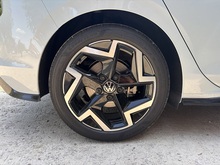 Volkswagen Golf 2026 eTSI MHEV R-Line - Thumb 8