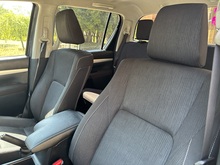 Toyota Hilux 2022 D-4D Icon - Thumb 12