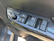 Toyota Hilux 2022 D-4D Icon - Thumb 19