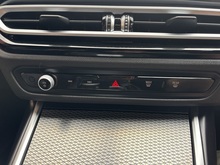 BMW 3 Series 2022 M340d MHT - Thumb 32
