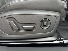 Audi Q4 e-tron 2023 Edition 1 - Thumb 11