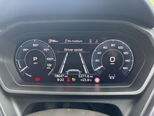 Audi Q4 e-tron 2023 Edition 1 - Thumb 10