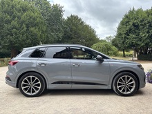 Audi Q4 e-tron 2023 Edition 1 - Thumb 4