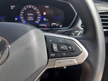 Volkswagen T-Cross 2023 TSI EVO SEL - Thumb 21