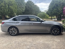 BMW 3 Series 2024 330e Sport - Thumb 6