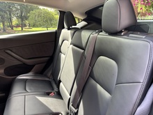Tesla Model Y 2024 Long Range - Thumb 12