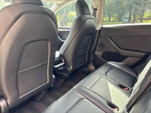 Tesla Model Y 2024 Long Range - Thumb 13