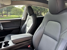 Tesla Model Y 2024 Long Range - Thumb 14