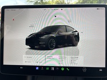 Tesla Model Y 2024 Long Range - Thumb 22