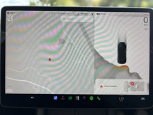 Tesla Model Y 2024 Long Range - Thumb 27