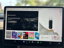 Tesla Model Y 2024 Long Range - Thumb 28