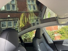 Tesla Model Y 2024 Long Range - Thumb 20