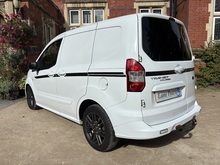 Ford Transit Courier 2020 TDCi Sport - Thumb 9
