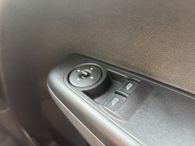 Ford Transit Courier 2020 TDCi Sport - Thumb 22
