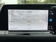 Volkswagen Golf 2023 TSI R - Thumb 39