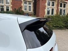 Volkswagen Golf 2023 TSI R - Thumb 38