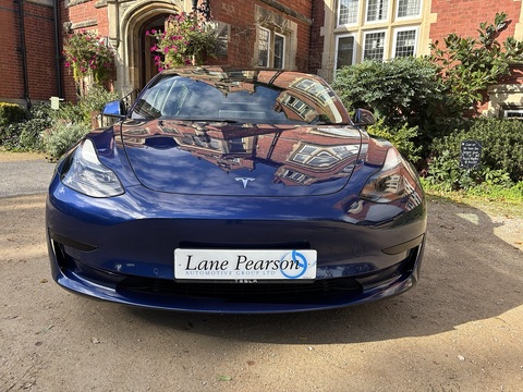 Saloon 4dr Electric Auto RWD (241 bhp)