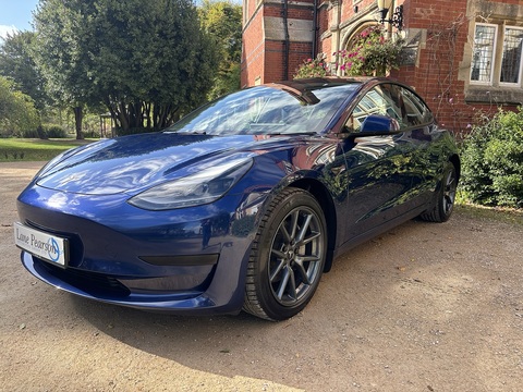 Saloon 4dr Electric Auto RWD (241 bhp)